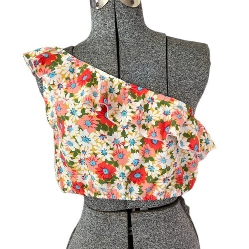 One shoulder crop top, size L